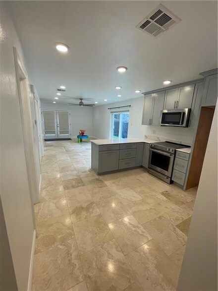 1 Houmas Place Unit D, Destrehan, LA 70047