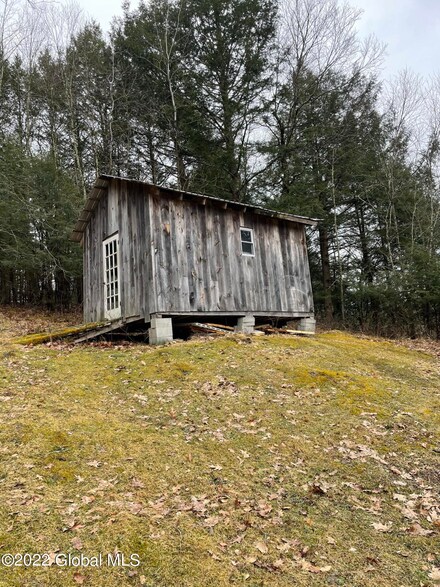 119 Hoags Corners Rd, East Nassau, NY 12062