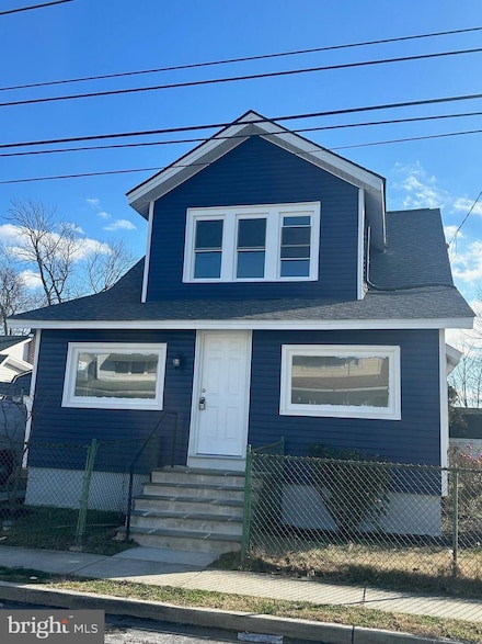 213 White Ave, Marcus Hook, PA 19061