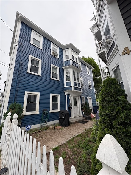 6 Northey St Unit 1, Salem, MA 01970