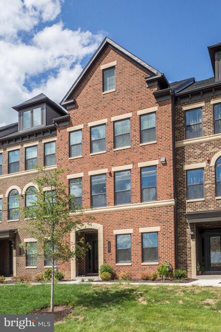 43341 Stadium Terrace, Ashburn, VA 20147