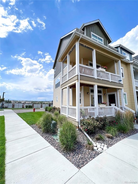 2845 S Fox Ct, Englewood, CO 80110