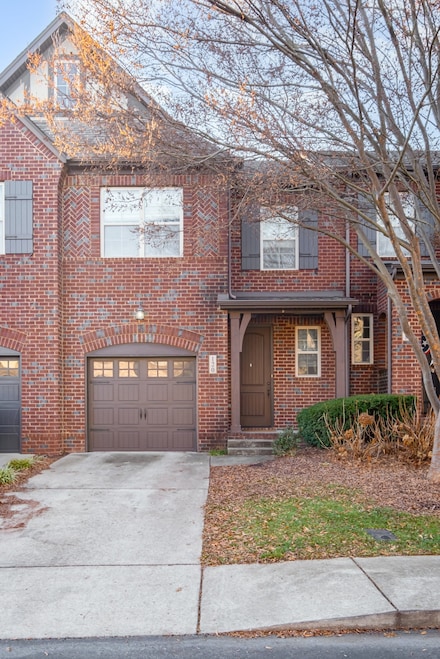 120 Ambassador Private Cir, Hendersonville, TN 37075