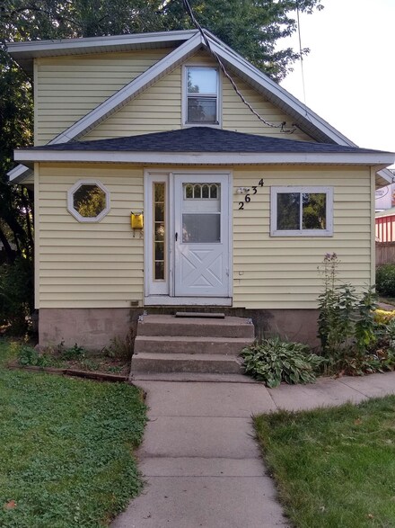 2634 Scofield St, Madison, WI 53704
