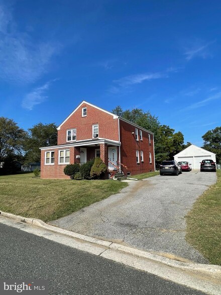 318 Pine St, Penns Grove, NJ 08069