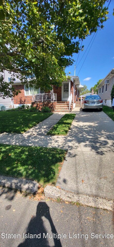 159 Kell Ave, Staten Island, NY 10314