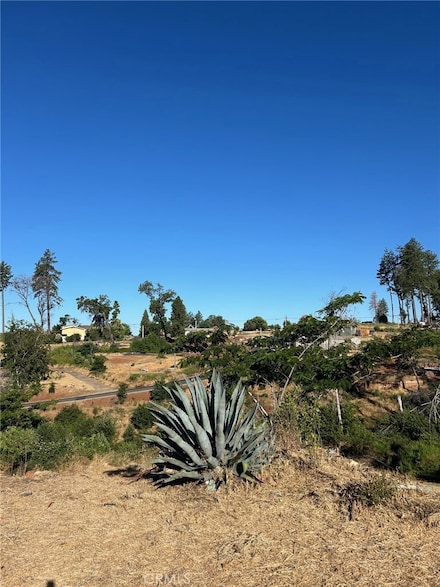 5953 Pine View Dr, Paradise, CA 95969