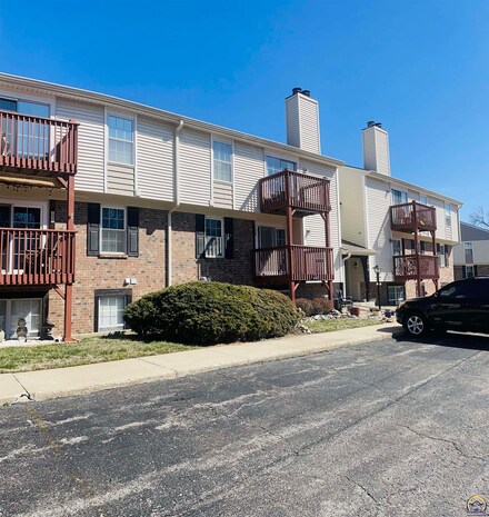 3019 SW Maupin Ln Unit 105, Topeka, KS 66614