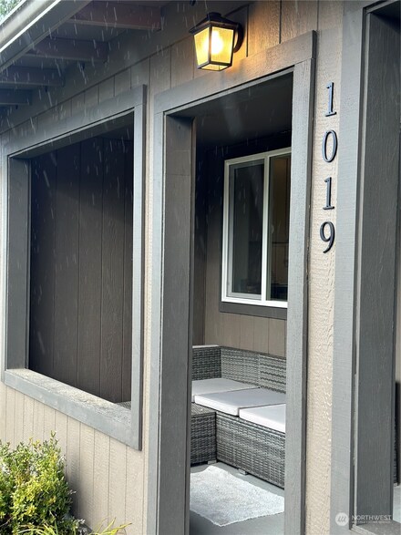 1019 S Rochester St, Tacoma, WA 98465