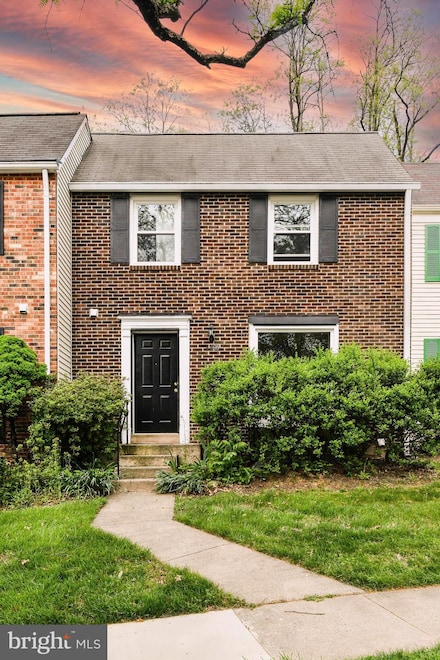 2908 Everleigh Way, Fairfax, VA 22031