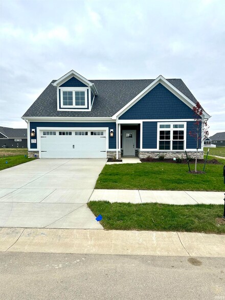 570 Tamarind Dr, West Lafayette, IN 47906