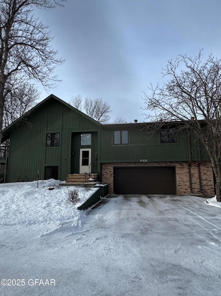 815 40th Ave S Unit 121, Grand Forks, ND 58201