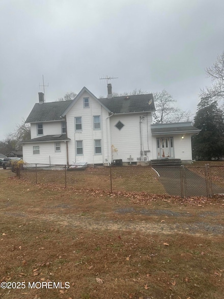 795 Harmony Rd, North Middletown, NJ 07748