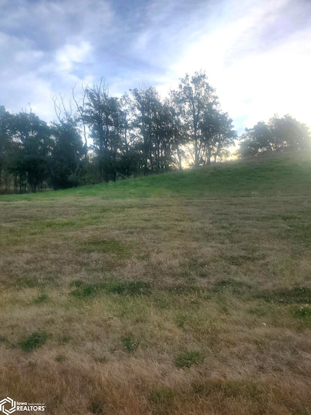 1220 N 16th St, Denison, IA 51442