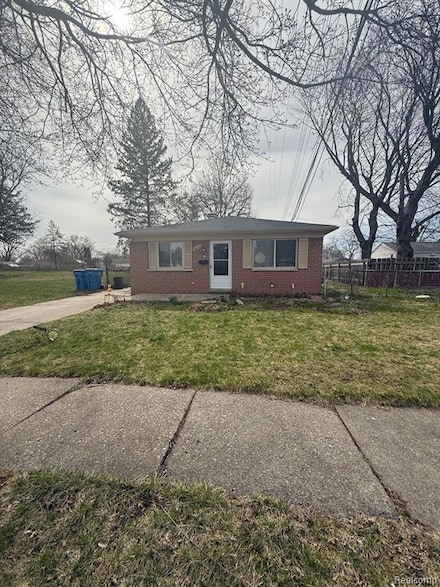 4620 S John Daly St, Dearborn Heights, MI 48125