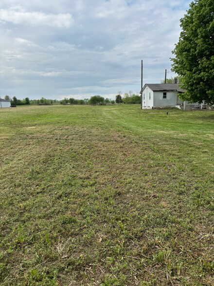 7362 E 400 S, Greenfield, IN 46140