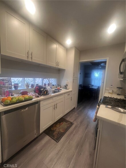 2201 S Towne Ave, Pomona, CA 91766