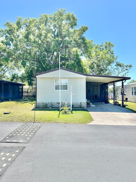 36336 Century Dr, Zephyrhills, FL 33541