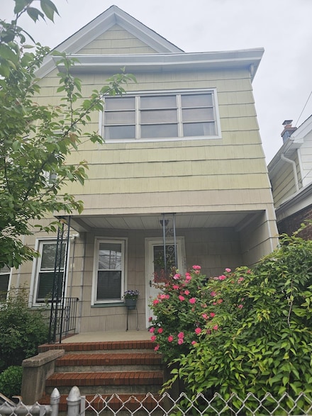 132 Ackerman Ave, Clifton, NJ 07011