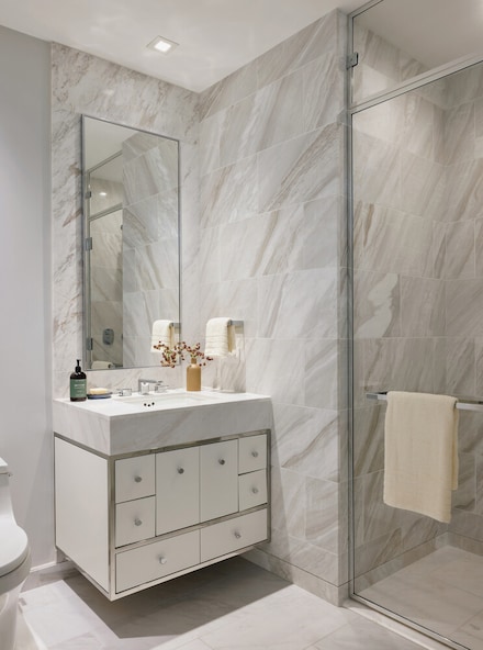 138 E 50th St Unit 41B, New York, NY 10022