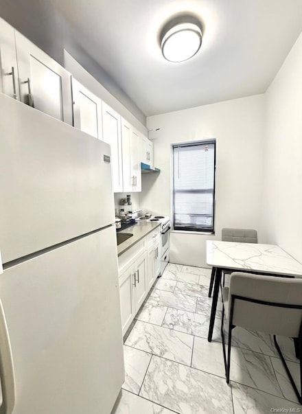 90-04 Jamaica Ave, Woodhaven, NY 11421