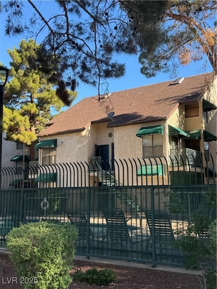 520 Elm Dr Unit 202, Las Vegas, NV 89169