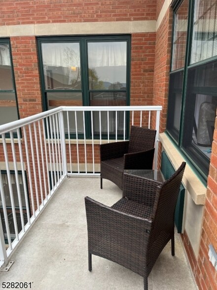 7 Prospect St Unit 810, Morristown, NJ 07960