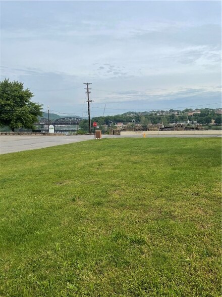 604 Atlantic Ave, Monaca, PA 15061