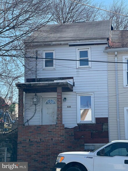 535 N 3rd St, Minersville, PA 17954