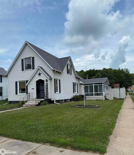 1501 Avenue C, Fort Madison, IA 52627