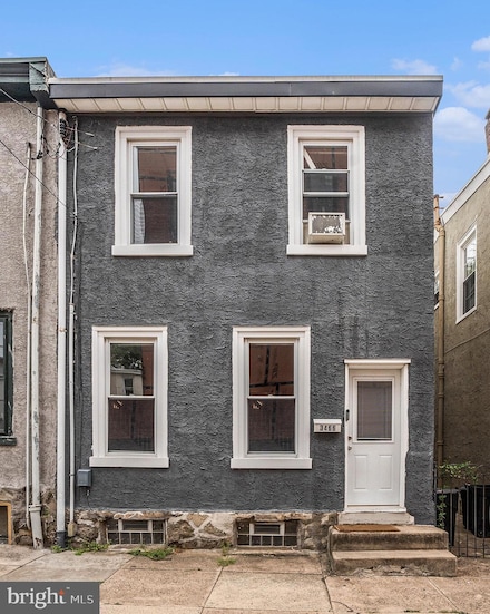 3466 Division St, Philadelphia, PA 19129