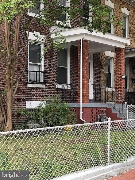 837 3rd St NE, Washington, DC 20002