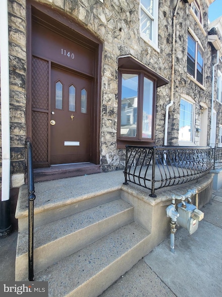 1140 N 10th St, Reading, PA 19604