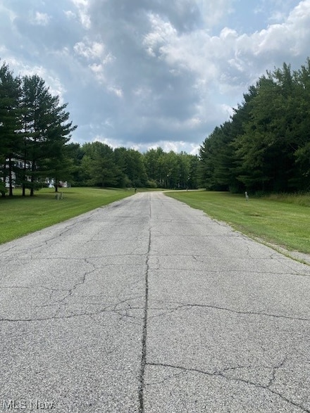 1 Nezbar Dr NW, Champion Township, OH 44481
