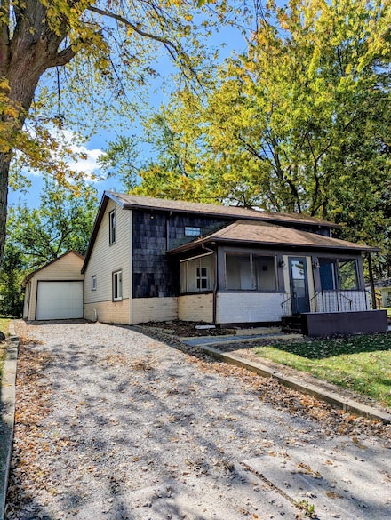 305 W Mulberry St, Stryker, OH 43557