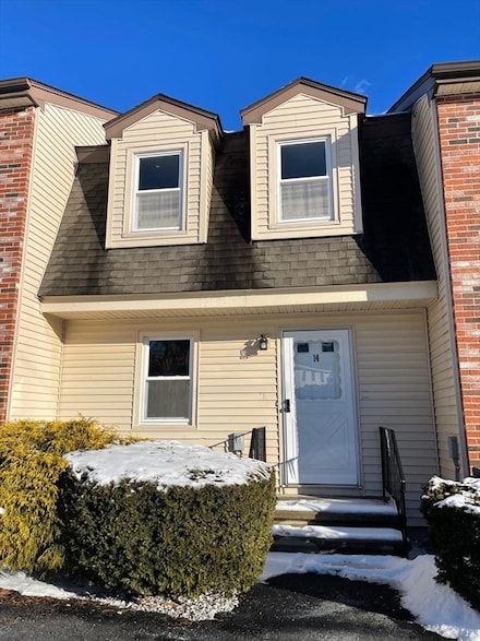 3 Woodland St Unit 3, Lawrence, MA 01841