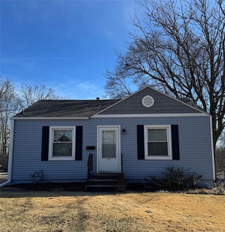 1312 Oak Park Ave, Des Moines, IA 50313