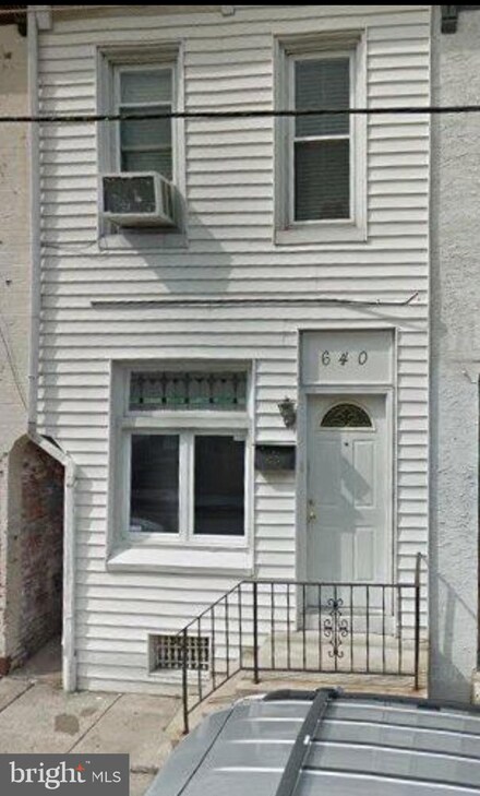 640 Moss St, Reading, PA 19604
