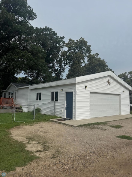 11 Horseshoe Bend, Horace, ND 58047