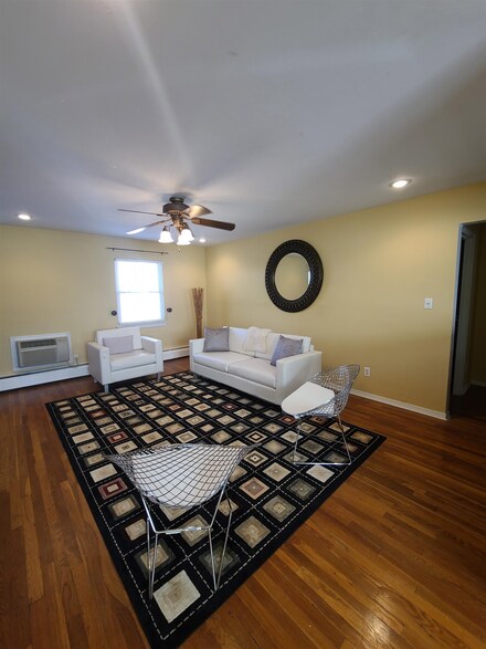 79 Roseland Ave Unit 90, Caldwell, NJ 07006