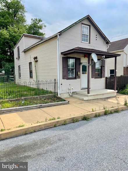 321 S Cherry St, Manheim, PA 17545