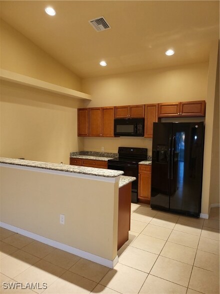 1217 SE 6th St, Cape Coral, FL 33990