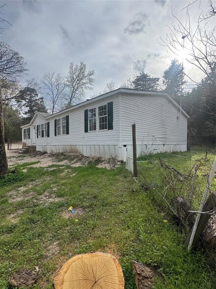 7125 County Road 4837, Larue, TX 75770
