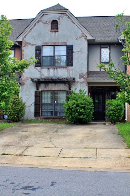 2009 Stephanie Ct, Auburn, AL 36830