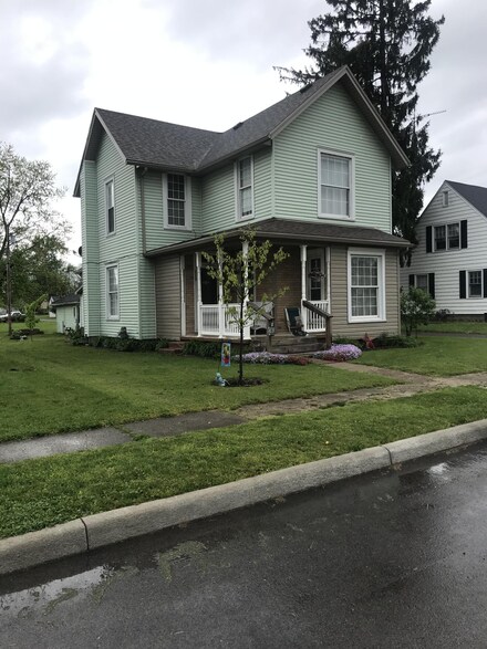 119 N Boggs St, de Graff, OH 43318