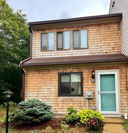 49 Roundhouse Rd Unit 49, Monument Beach, MA 02553