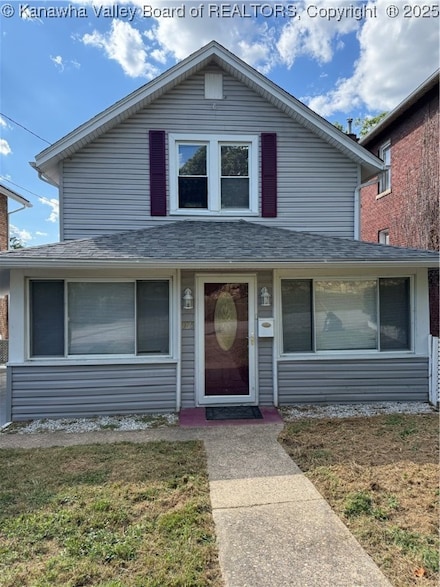 935 Somerset Dr, Charleston, WV 25302