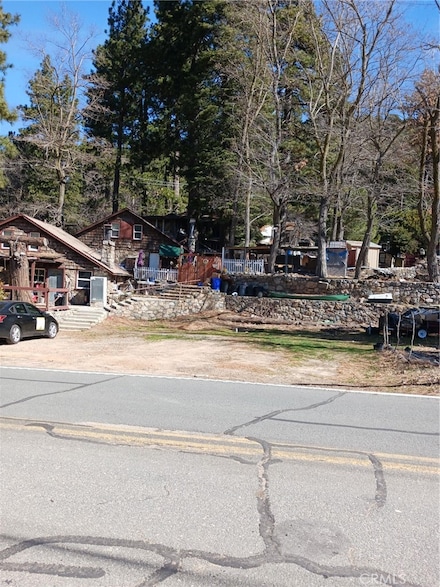 3 California 138, Crestline, CA 92325
