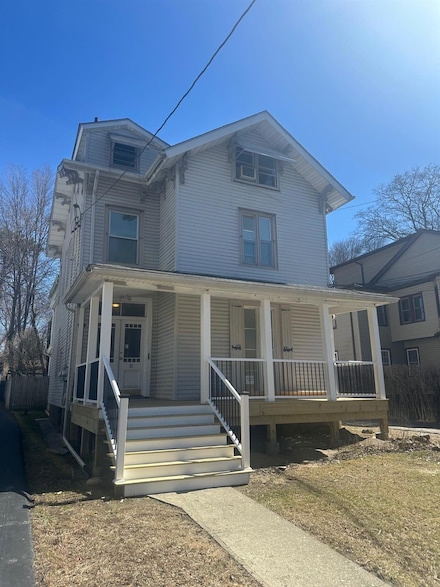 81 Carroll St Unit 2, Poughkeepsie, NY 12601