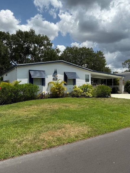 147 E Hampton Dr, Auburndale, FL 33823